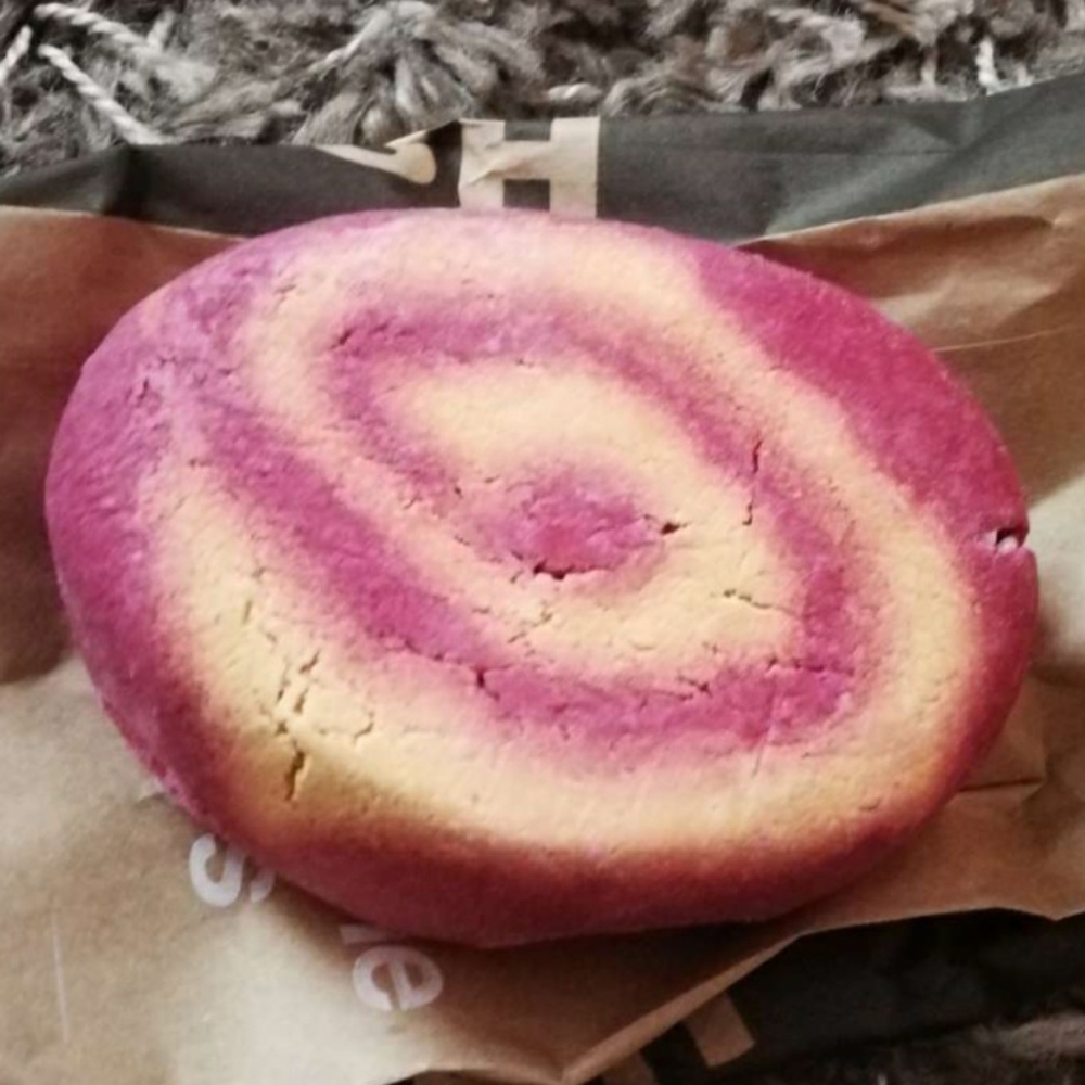 Cinnamon Roll Bubble Bath Bar